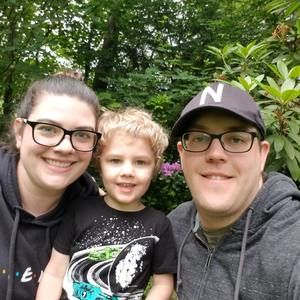 Meet your Posher, Laura